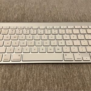Apple Wireless Keyboard